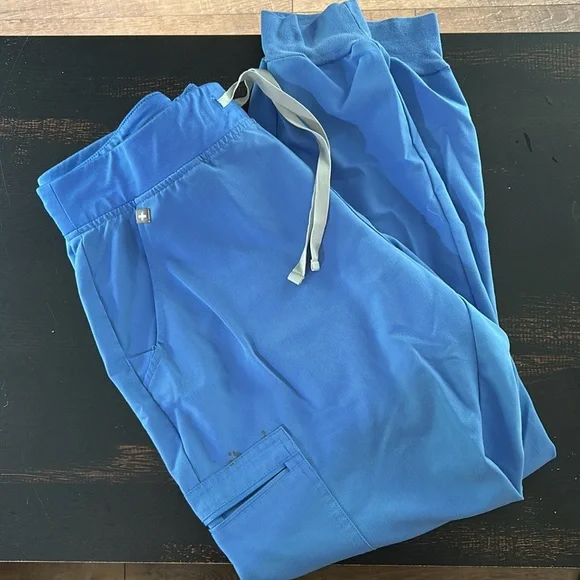 FIGS Women Ceil Blue Catarina(M)/Zamora(L) Set - Picture 4 of 7